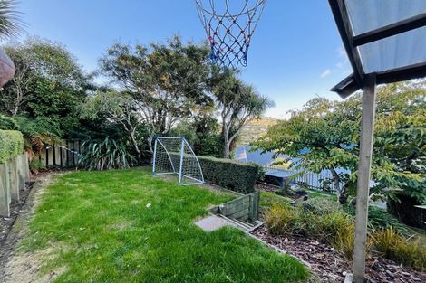 Photo of property in 13 Paisley Terrace, Karori, Wellington, 6012