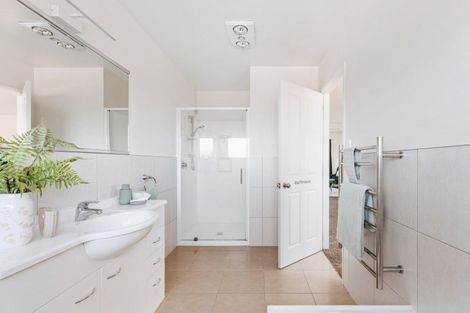 Photo of property in 87 Arabian Drive, Papamoa Beach, Papamoa, 3118