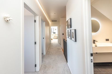 Photo of property in 24 Golf Vue Place, Castlecliff, Whanganui, 4501