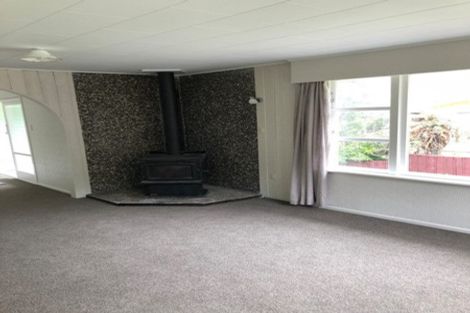 Photo of property in 7 Reid Road, Wainuiomata, Lower Hutt, 5014