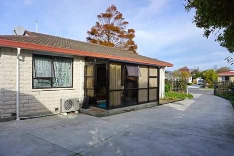 Photo of property in 57 Kuaka Crescent, Bromley, Christchurch, 8062