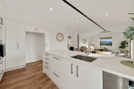 Photo of property in 13 Harakeke Drive, Wharewaka, Taupo, 3330