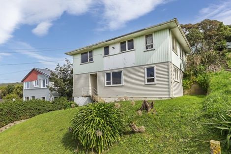 Photo of property in 11 Arene Grove, Titahi Bay, Porirua, 5022