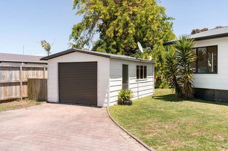 Photo of property in 15 Monowai Street, Mount Maunganui, 3116