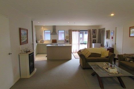 Photo of property in 4 Rochdale Way, Stoke, Nelson, 7011