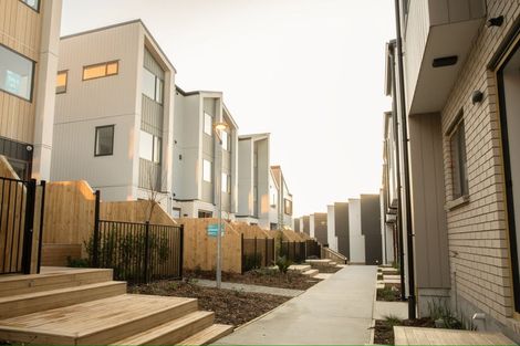 Photo of property in 13 Paetai Lane, Te Atatu Peninsula, 0610