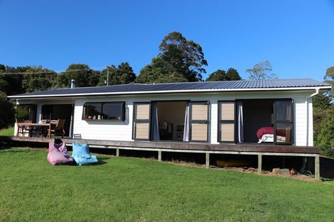 Photo of property in 53 Pakaru Road, Kawakawa, 0282