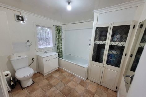 Photo of property in 1 High Street, Petone, Lower Hutt, 5012