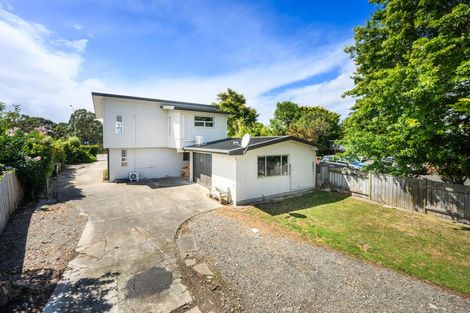 Photo of property in 28 Summerhill Drive, Fitzherbert, Palmerston North, 4410