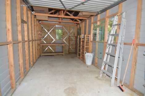 Photo of property in 33 Rakiura Parade, Otatara, Invercargill, 9879