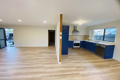 Photo of property in 9/116 Titirangi Road, New Lynn, Auckland, 0600