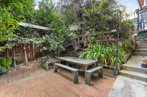 Photo of property in 284 Beach Road, Campbells Bay, Auckland, 0630