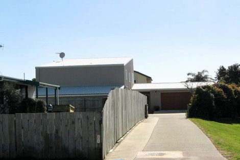 Photo of property in 4 Marlin Drive, Coastlands, Whakatane, 3120