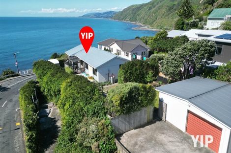 Photo of property in 30 Pukerua Beach Road, Pukerua Bay, 5026