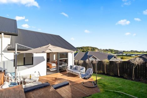 Photo of property in 23 Stockyard Crescent, Pukekohe, 2120