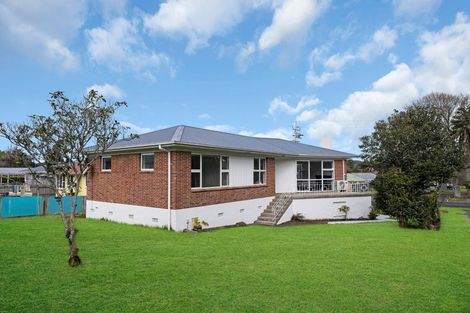 Photo of property in 25 Kayes Road, Pukekohe, 2120