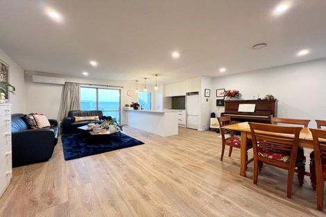 Photo of property in 3/19 Ruakiwi Road, Hamilton Lake, Hamilton, 3204