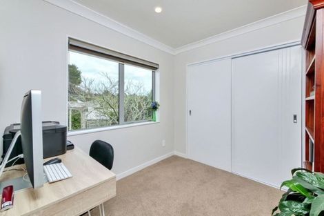 Photo of property in 237a Sturges Road, Henderson, Auckland, 0612