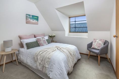 Photo of property in 75 Lowry Avenue, Redwood, Christchurch, 8051