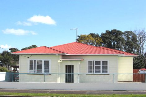 Photo of property in 5 Neve Place, Strandon, New Plymouth, 4312