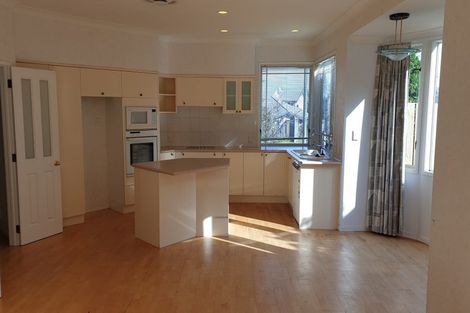 Photo of property in 8 Woodgers Way, Somerville, Auckland, 2014