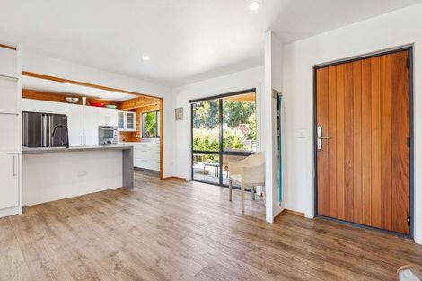 Photo of property in 14 Arthur Road, Paraite, New Plymouth, 4373