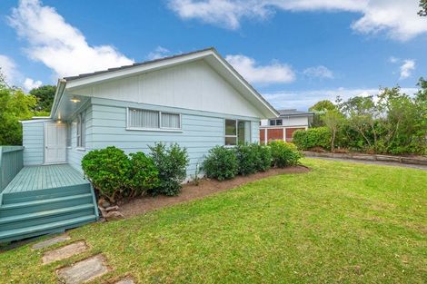 Photo of property in 98 Spinella Drive, Bayview, Auckland, 0629