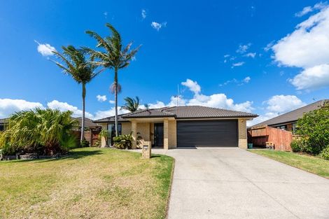 Photo of property in 12 Atlantic Close, Papamoa Beach, Papamoa, 3118