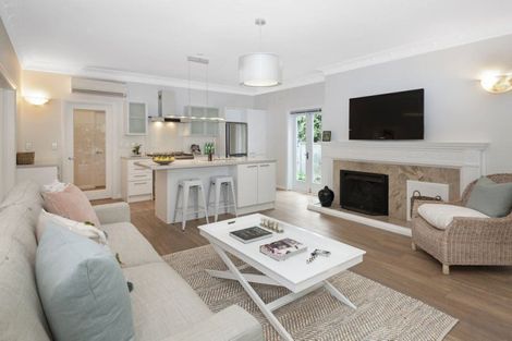 Photo of property in 21a Snowdon Road, Fendalton, Christchurch, 8052