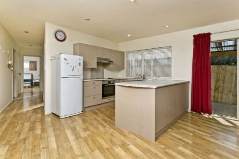 Photo of property in 14a Cypress Place, Sunnynook, Auckland, 0620