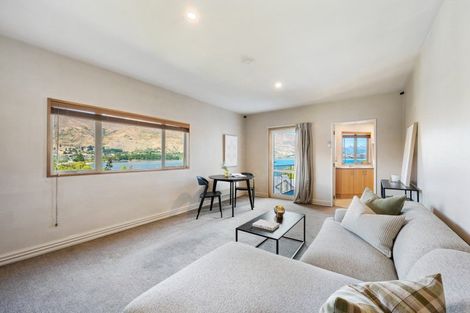 Photo of property in 10 Lismore Street, Wanaka, 9305