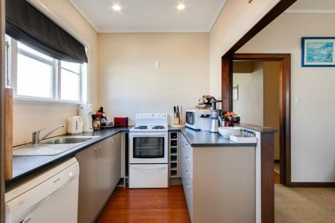 Photo of property in 26 Rutherford Road, Marewa, Napier, 4110