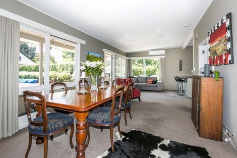 Photo of property in 37 Muritai Crescent, Havelock North, 4130