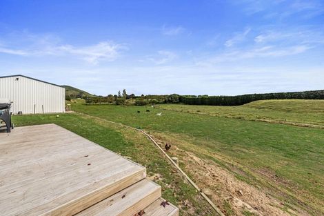 Photo of property in 92 Ohinepanea Road, Pukehina, Te Puke, 3186