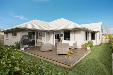 Photo of property in 8 Penetaka Heights, Pyes Pa, Tauranga, 3112
