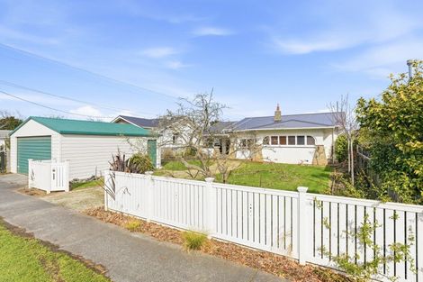 Photo of property in 41 Grey Street, College Estate, Whanganui, 4500
