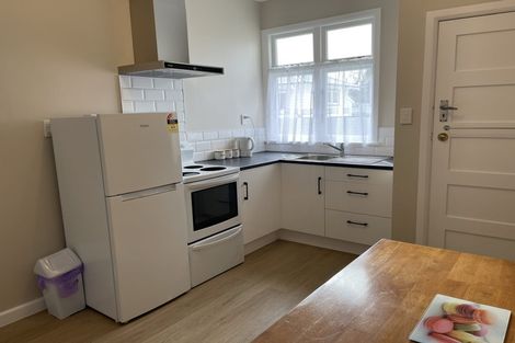 Photo of property in 1-3 Terrace Street, Roslyn, Palmerston North, 4414