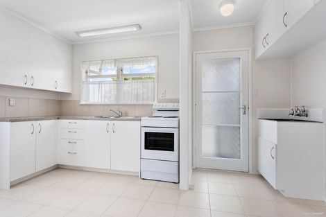 Photo of property in 134 Te Atatu Road, Te Atatu South, Auckland, 0610