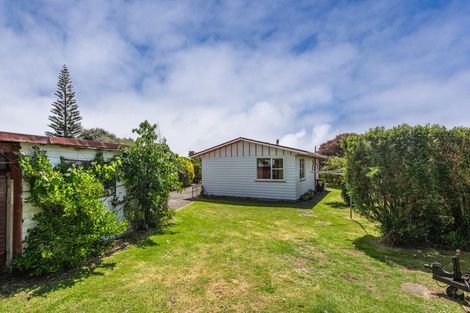 Photo of property in 64 Michael Road, Paraparaumu Beach, Paraparaumu, 5032