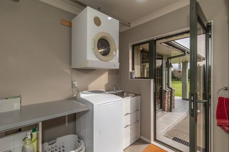 Photo of property in 22 Waipuna Grove, Levin, 5571