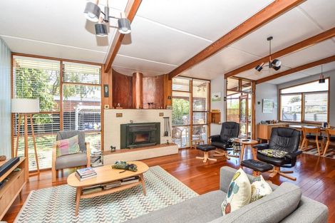 Photo of property in 22 Victoria Street, Carterton, 5713