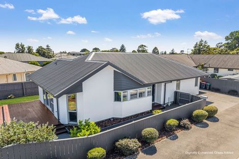 Photo of property in 6a Burwood Road, Burwood, Christchurch, 8083