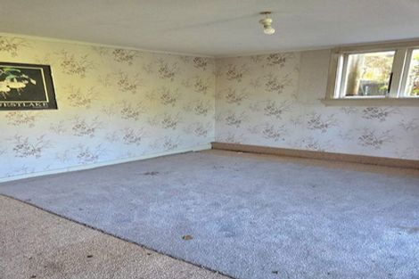 Photo of property in 3 Chestnut Grove, Maungaraki, Lower Hutt, 5010