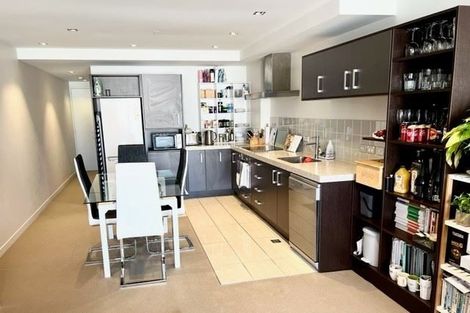 Photo of property in Monument Apartments, 4g/245 Wakefield Street, Te Aro, Wellington, 6011