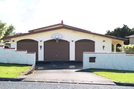 Photo of property in 10 Sea View Terrace, Cockle Bay, Auckland, 2014