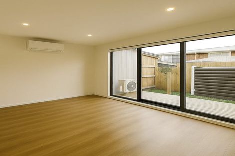 Photo of property in 4/7 Chevis Place, Pakuranga, Auckland, 2010