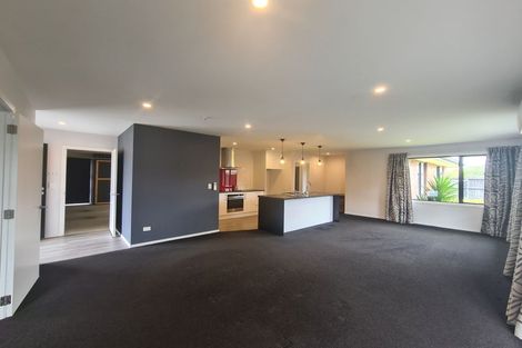 Photo of property in 30 Whincops Road, Halswell, Christchurch, 8025