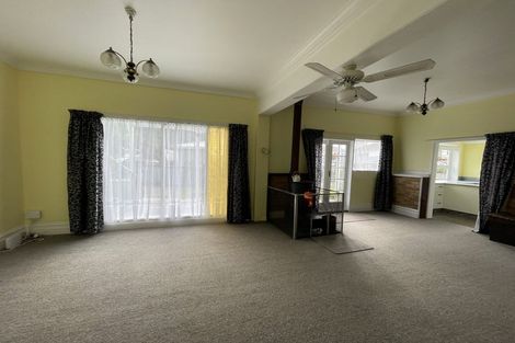 Photo of property in 6 Durham Street, Picton, 7220