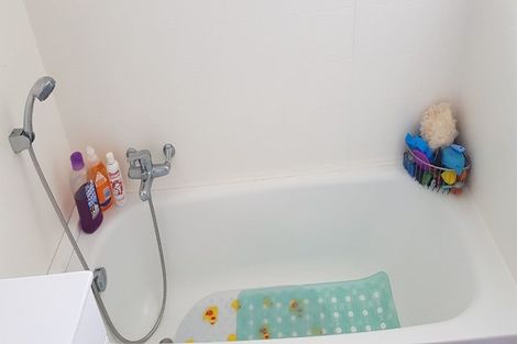 Photo of property in 28 Greenmeadows Avenue, Manurewa East, Auckland, 2102