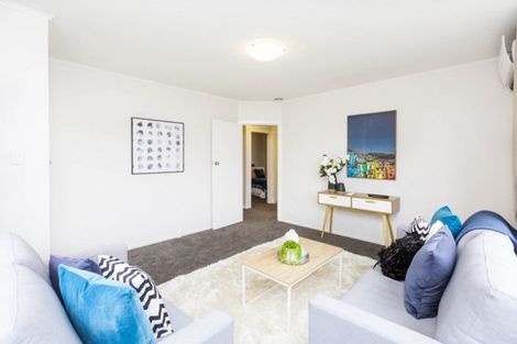 Photo of property in 1/19 Clouston Park Road, Clouston Park, Upper Hutt, 5018